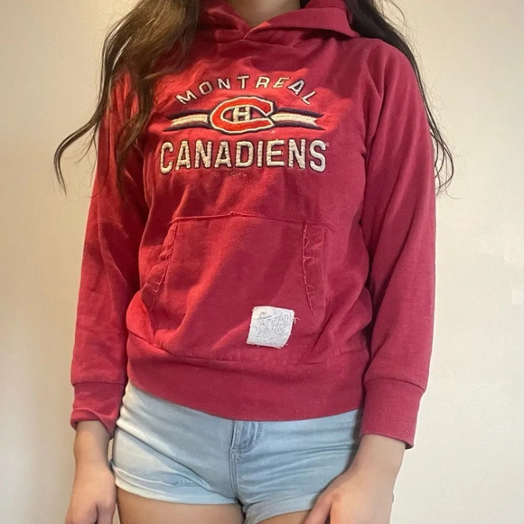 🏒 Youth XL Montreal Canadiens Red Hoodie Sweater by The Original Retro Brand 🏒 - Picture 1 of 12